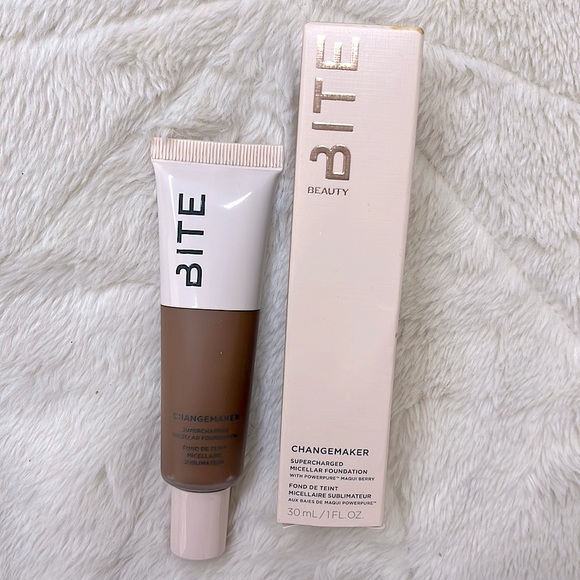 BITE BEAUTY
Changemaker Supercharged Micellar Foundation Shade “D175” - Picture 1 of 3